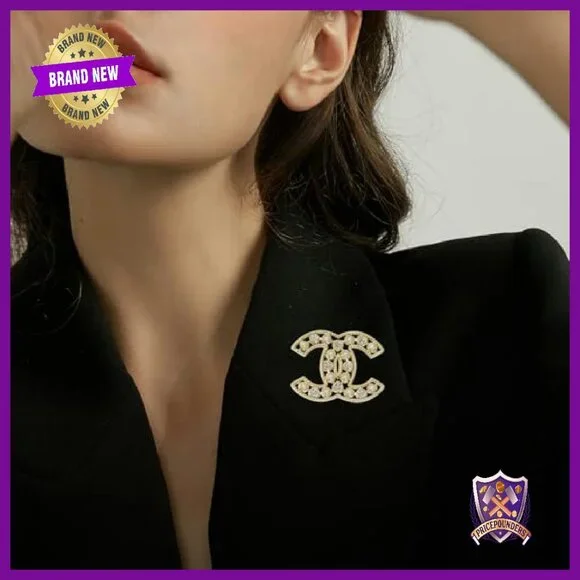 Gold Tone Pearl Crystal Brooch Pin Elegant Lapel Accessory 2.5 Inches - Picture 5 of 6